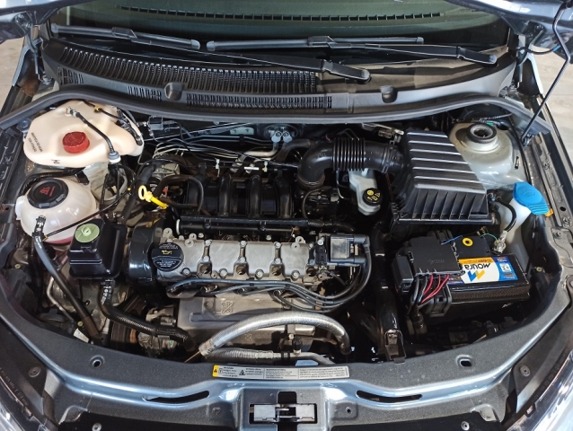Volkswagen Gol 1.6 - foto 18