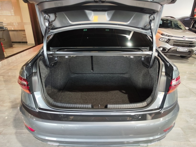 Volkswagen Jetta 1.4 250 TSI R-Line - foto 10