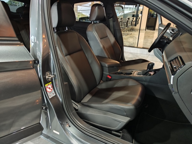 Volkswagen Jetta 1.4 250 TSI R-Line - foto 13
