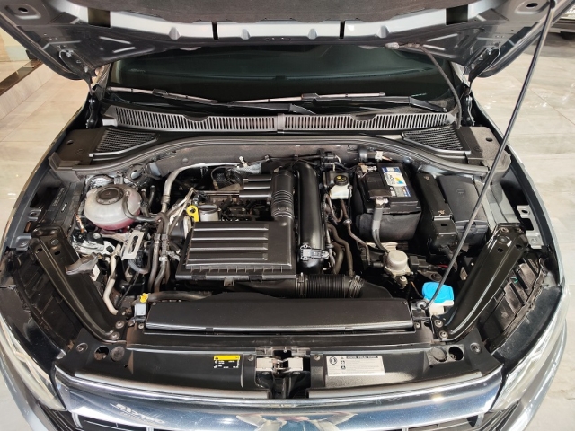Volkswagen Jetta 1.4 250 TSI R-Line - foto 19
