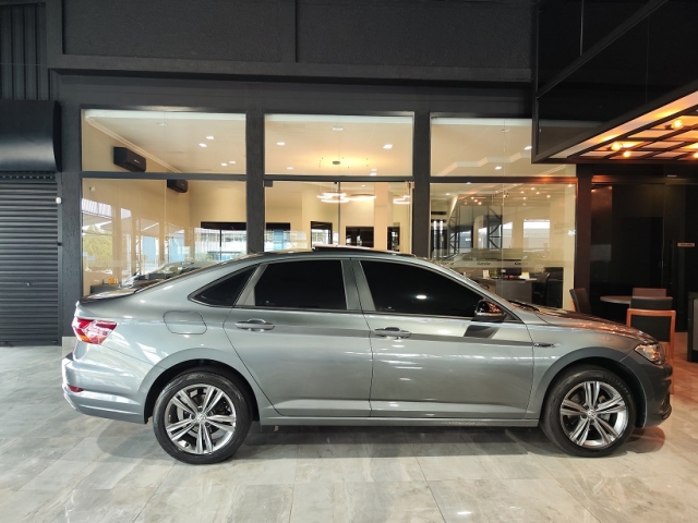 Volkswagen Jetta 1.4 250 TSI R-Line - foto 8