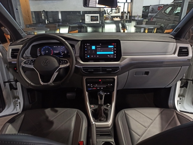 Volkswagen T-Cross 1.0 200 TSI Comfortline (Aut) - foto 10