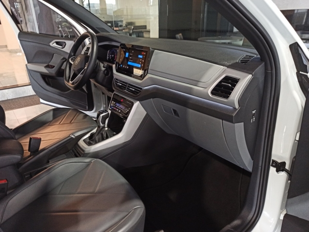 Volkswagen T-Cross 1.0 200 TSI Comfortline (Aut) - foto 12