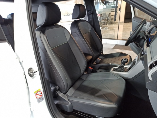 Volkswagen T-Cross 1.0 200 TSI Comfortline (Aut) - foto 13