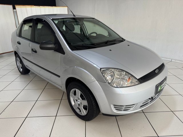 Ford Fiesta Sedan 1.6 (flex)