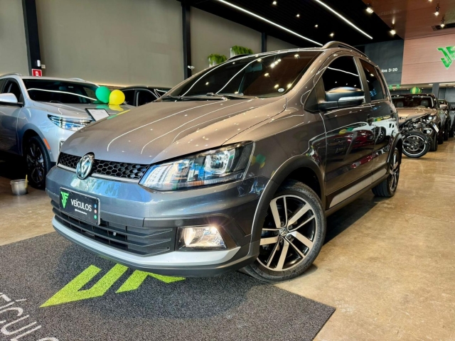 On　WF グレー JF Veiculos - 2020 Volkswagen Fox 1.6 Xtreme Cinza Dir Hidráulica+