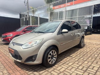 Fiesta Sedan 1.6 Rocam (flex)