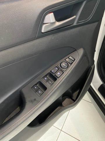 Hyundai Tucson 1.6 T GDI Gls - foto 17