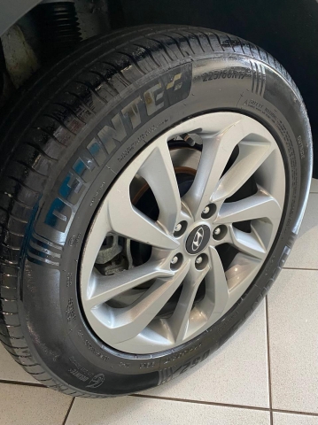 Hyundai Tucson 1.6 T GDI Gls - foto 19