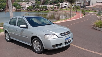 Astra Sedan Advantage 2.0 (flex)
