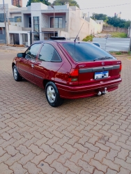 Kadett Hatch. GL 2.0 MPFi