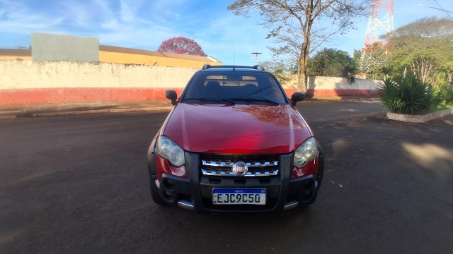 Fiat Strada Adventure 1.8 8V (flex) (cabine Dupla) - foto 3