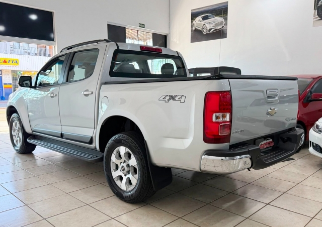 Chevrolet S10 2.8 Ctdi 4X4 LTZ (cab Dupla) (aut) - foto 4