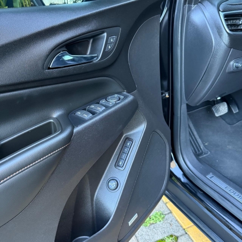 Chevrolet Equinox 2.0 Premier AWD - foto 17