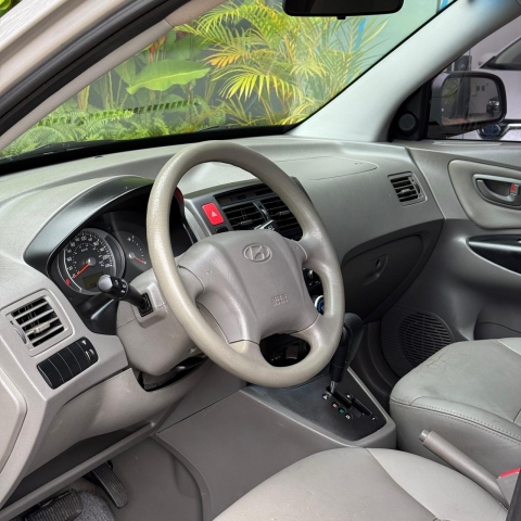 Hyundai Tucson Gl 2.0 16V (aut) - foto 11