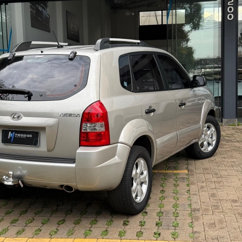 Hyundai Tucson Gl 2.0 16V (aut) - foto 7