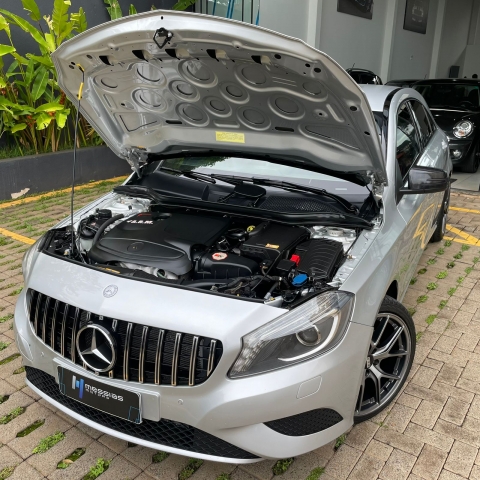 Mercedes-Benz Classe A 200 Urban 1.6 DCT Turbo - foto 5