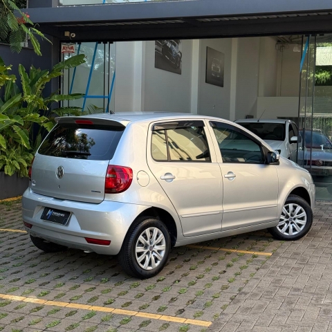 Volkswagen Fox 1.0 BlueMotion (Flex) 4p - foto 9