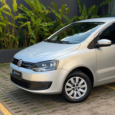 Volkswagen Fox 1.0 BlueMotion (Flex) 4p - foto 4