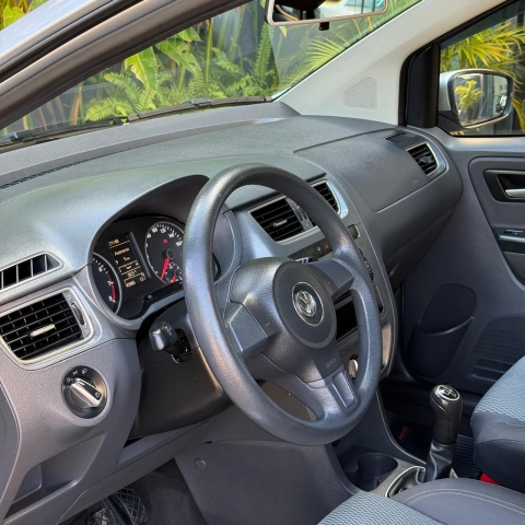 Volkswagen Fox 1.0 BlueMotion (Flex) 4p - foto 13