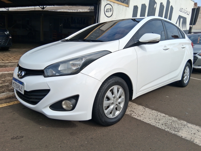 Hyundai HB20S 1.6 Comfort Plus (aut) - foto 3