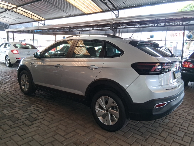 Volkswagen Nivus 1.0 200 TSI Comfortline - foto 8