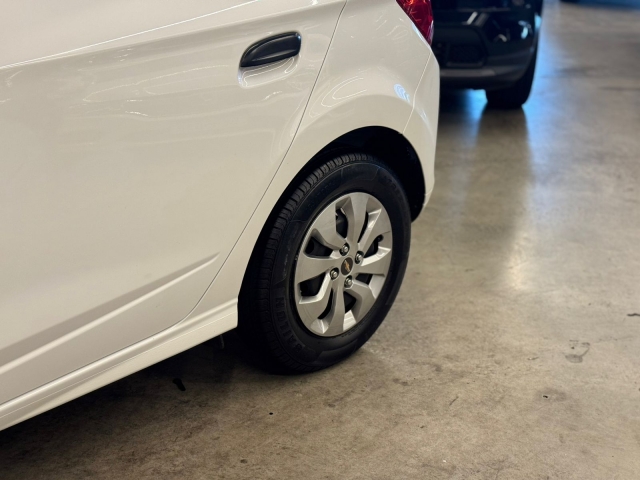 Chevrolet Onix 1.0 Joy Spe 4 - foto 3