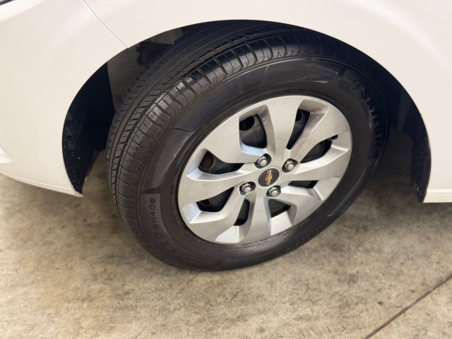 Chevrolet Onix 1.0 Joy Spe 4 - foto 4