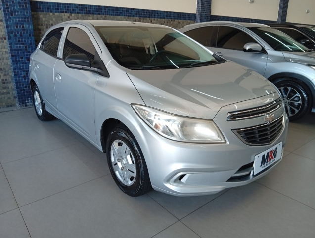 Chevrolet Onix Hatch LT 1.0 8V Flexpower 5P Mec. - foto 6