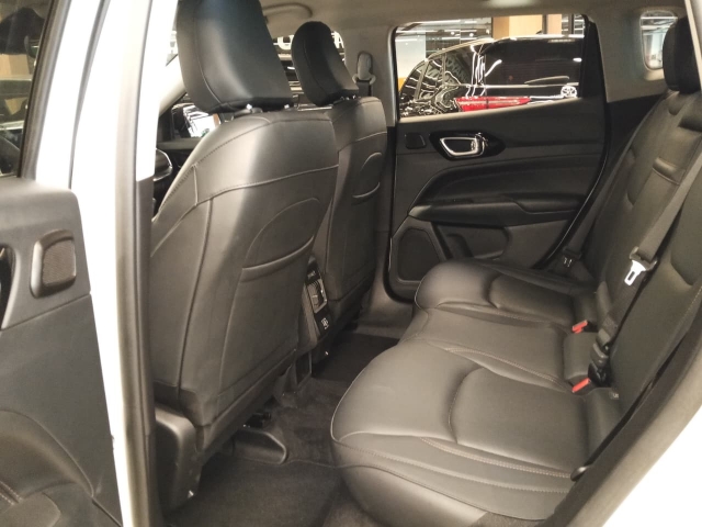 Jeep Compass Limited T270 1.3 Tb 4X2 Flex Automático - foto 10