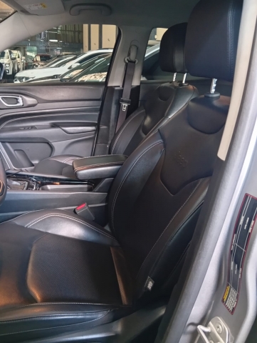 Jeep Compass 1.3 T270 Longitude - foto 20