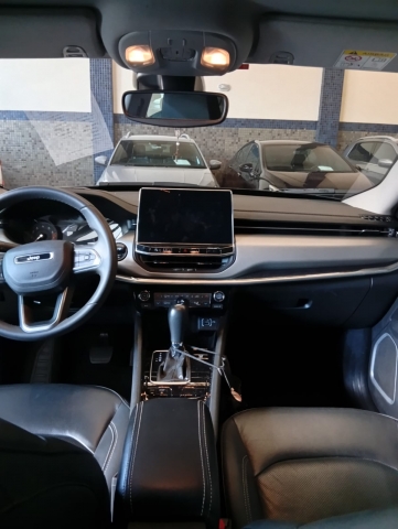 Jeep Compass 1.3 T270 Longitude - foto 14