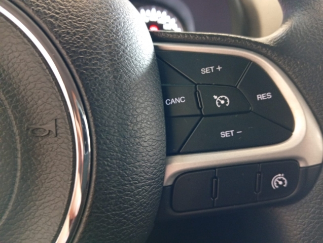 Jeep Renegade 1.8 STD (Aut) - foto 14