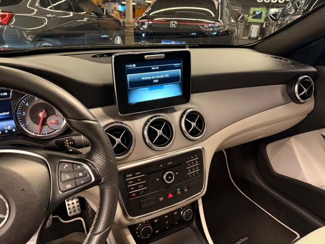 Mercedes-Benz Classe GLA Gla 200 Advance - foto 9