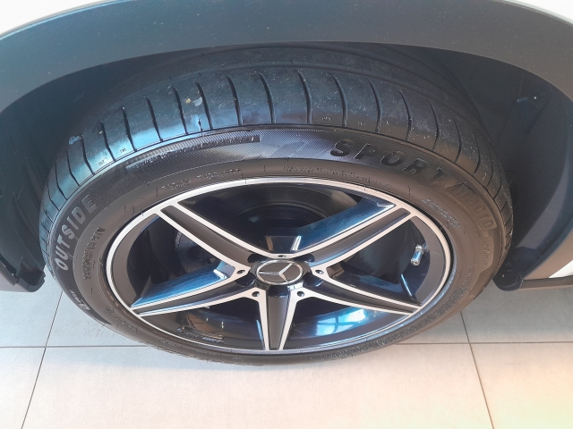 Mercedes-Benz Classe GLA GLA 200 Enduro DCT - foto 20