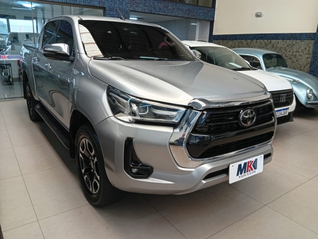 Toyota Hilux 2.8 TDI Cd Srx 4X4 (aut) - foto 2