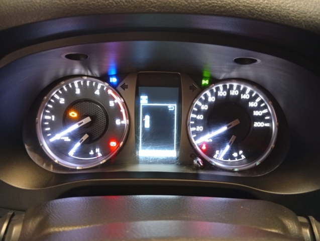 Toyota Hilux 2.8 TDI Cd Srx 4X4 (aut) - foto 16