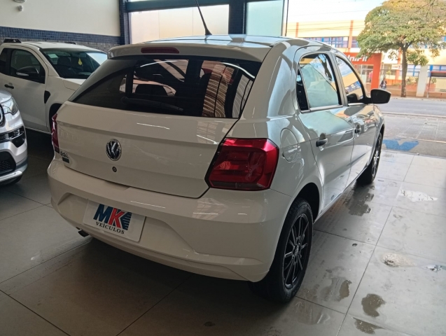 Volkswagen Gol 1.0 12V MPI (flex) - foto 4