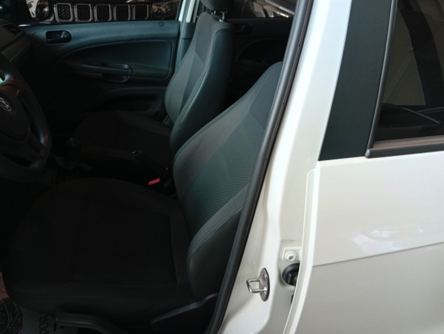 Volkswagen Gol 1.0 12V MPI (flex) - foto 10