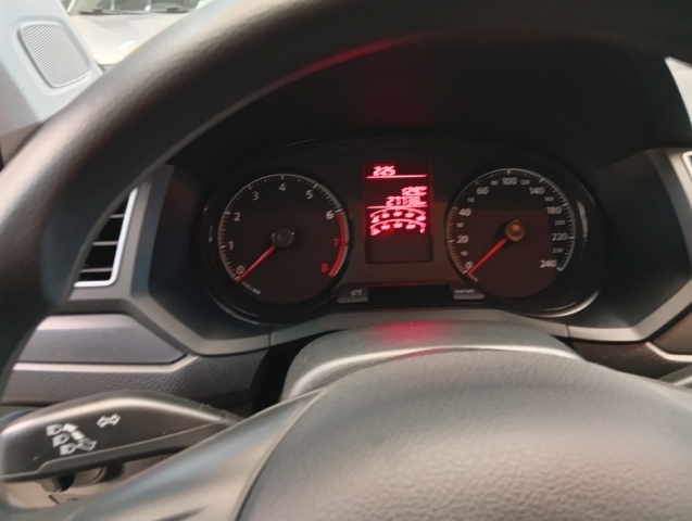 Volkswagen Saveiro 1.6 CS Robust - foto 14