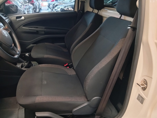 Volkswagen Saveiro 1.6 CS Robust - foto 18