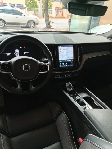 Volvo XC60 2.0 T8 Recharge Ult Dark Hybrid AWD - foto 14