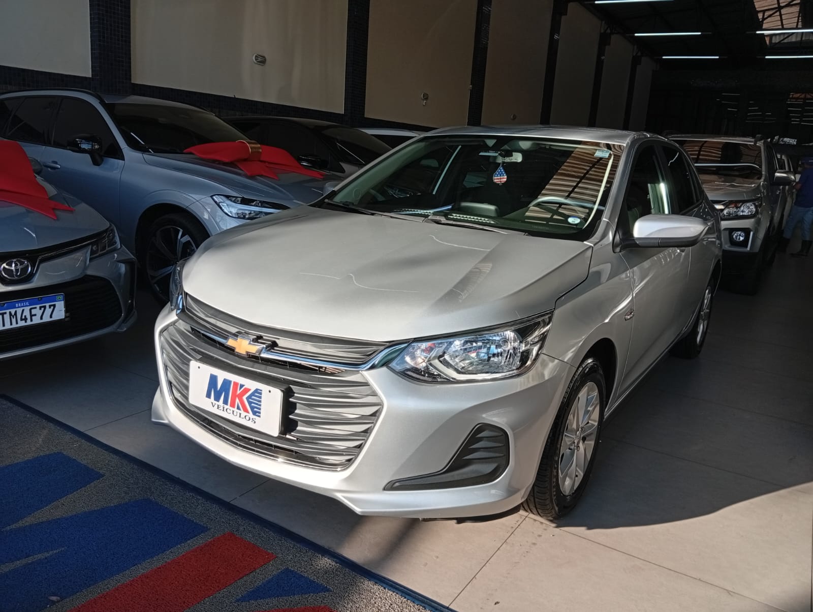 Chevrolet Onix 1.0 LT - foto 3