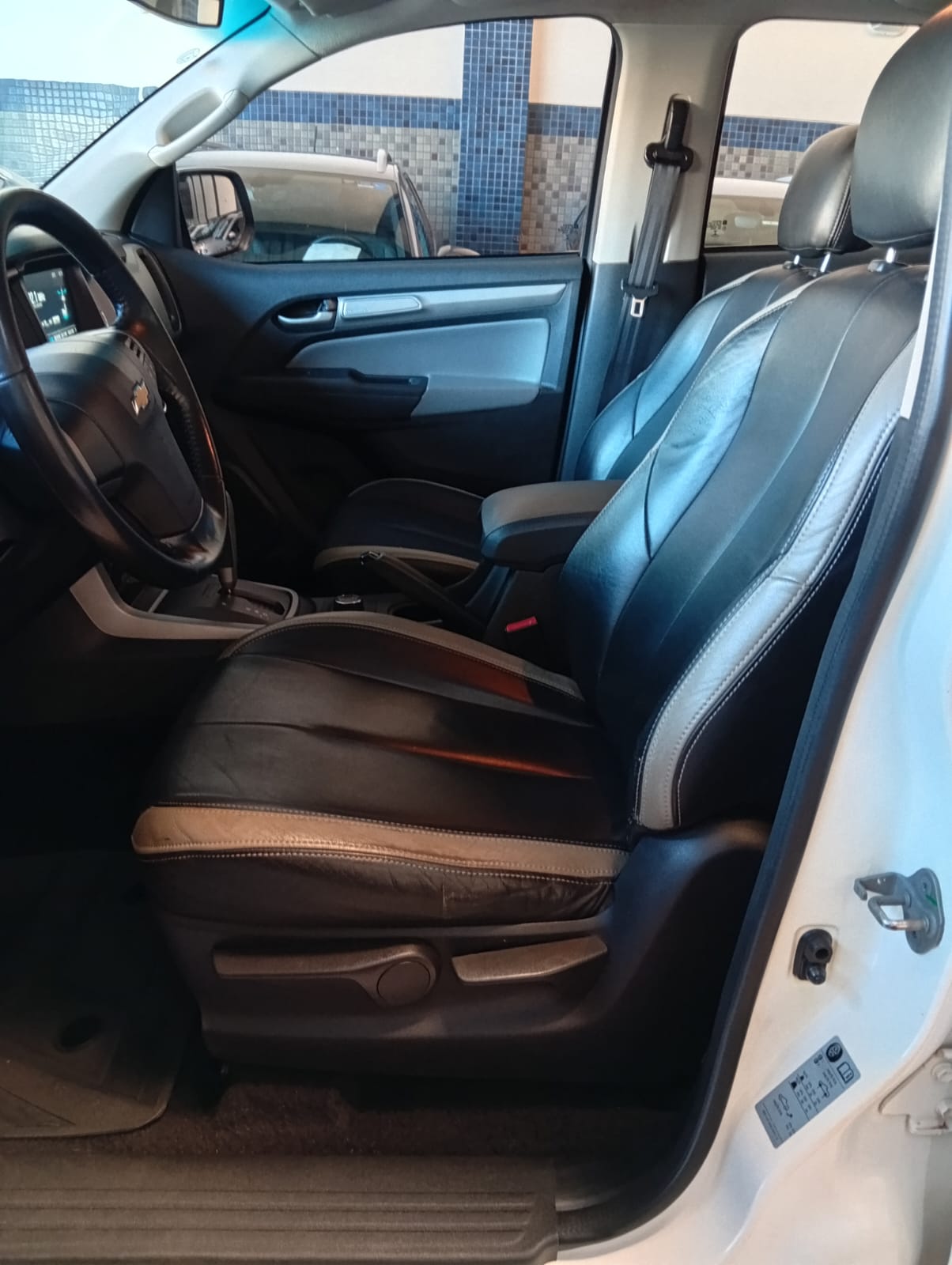 Chevrolet S10 S10 2.5 ECOTEC SIDI LT 4WD (Cabine Dupla) (Aut) - foto 13