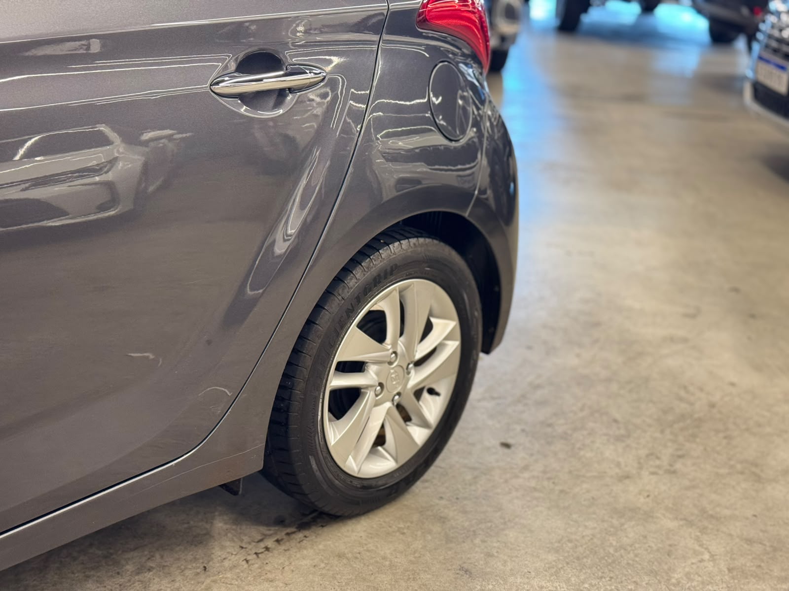 Hyundai HB20 Premium 1.6 Flex 16V Aut. - foto 5