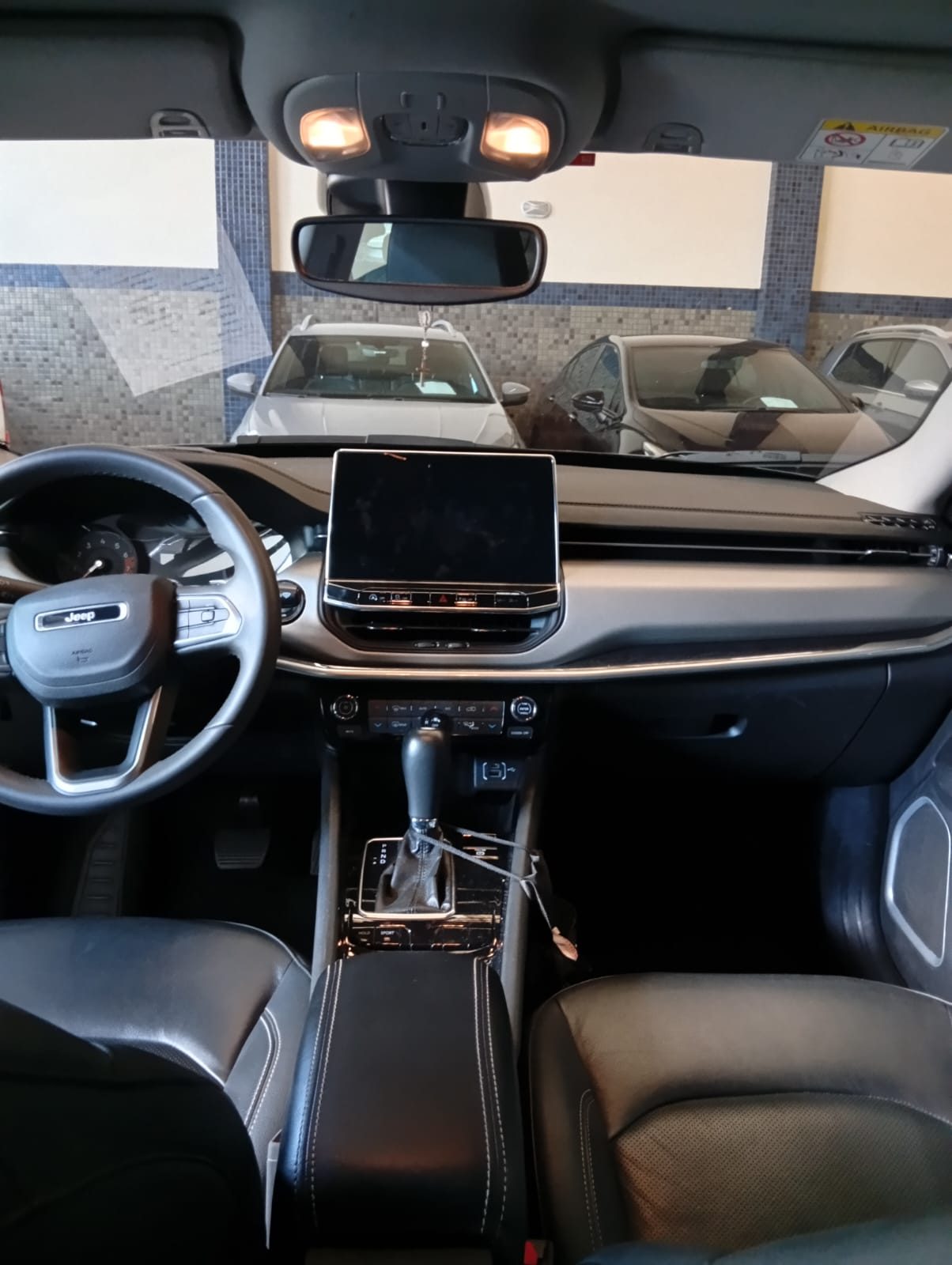 Jeep Compass 1.3 T270 Longitude - foto 13