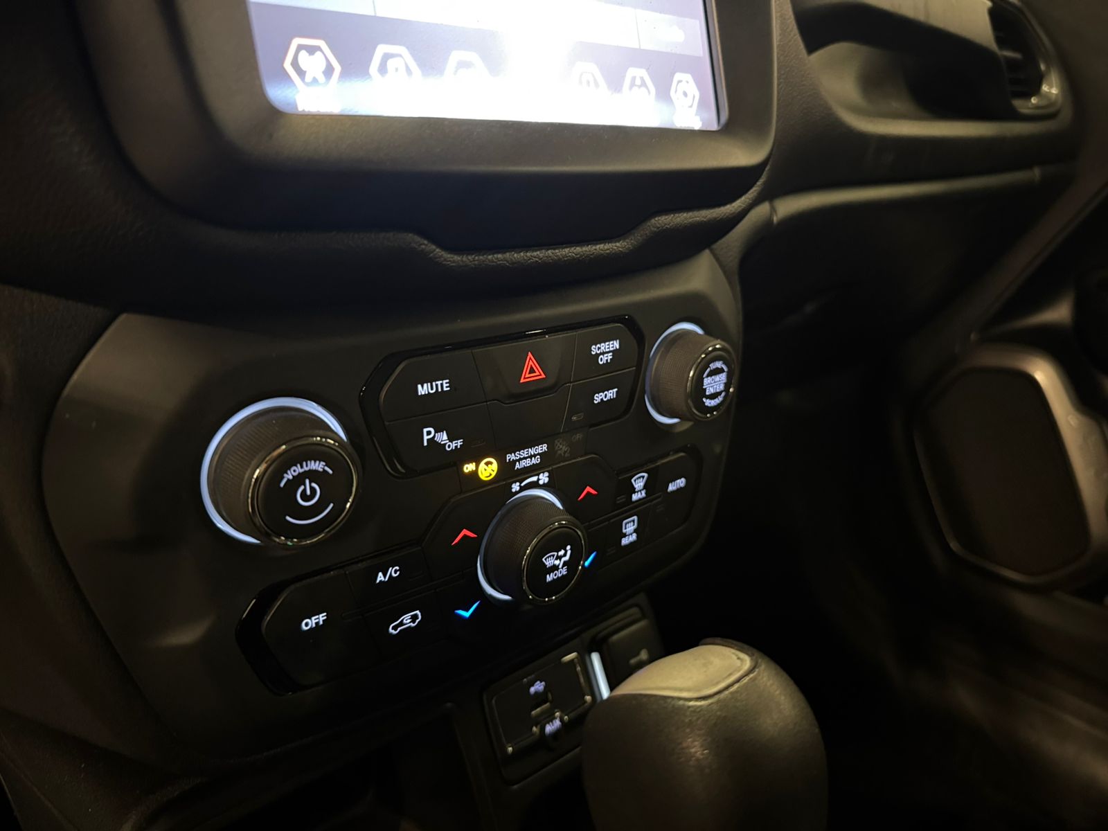 Jeep Renegade 1.8 Limited (Aut) - foto 17