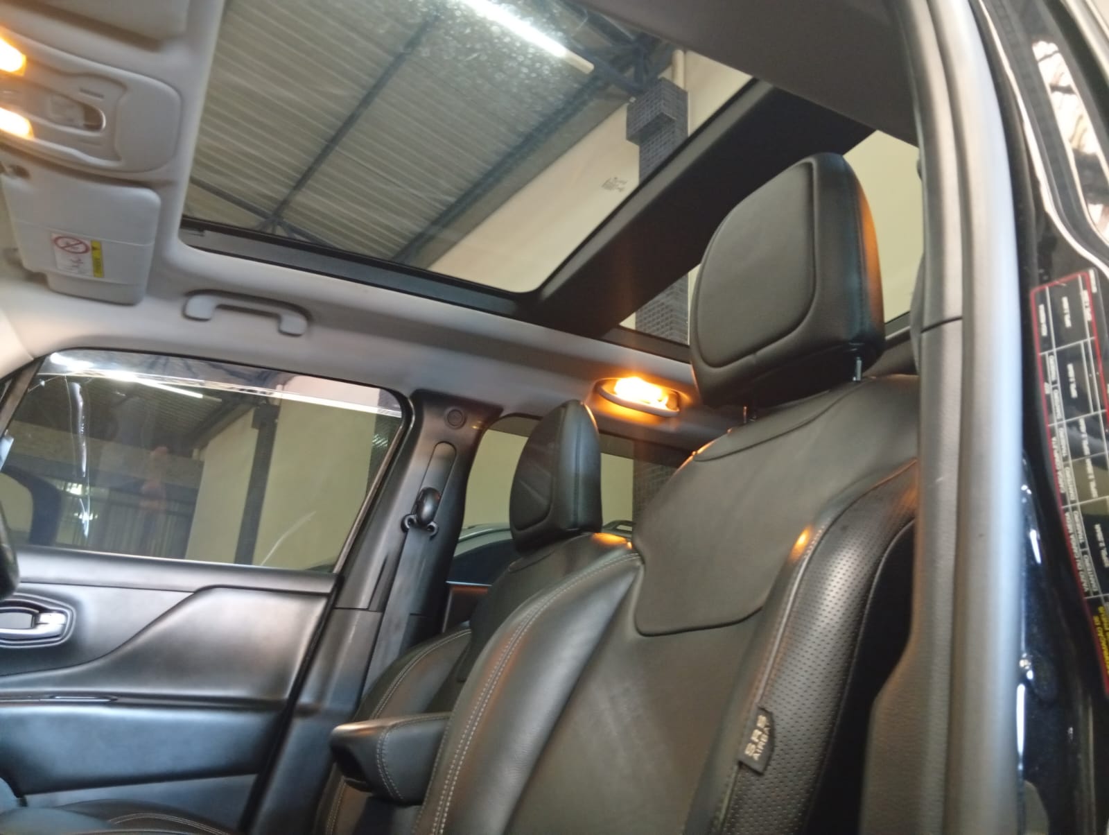 Jeep Renegade 1.8 Limited (Aut) - foto 13