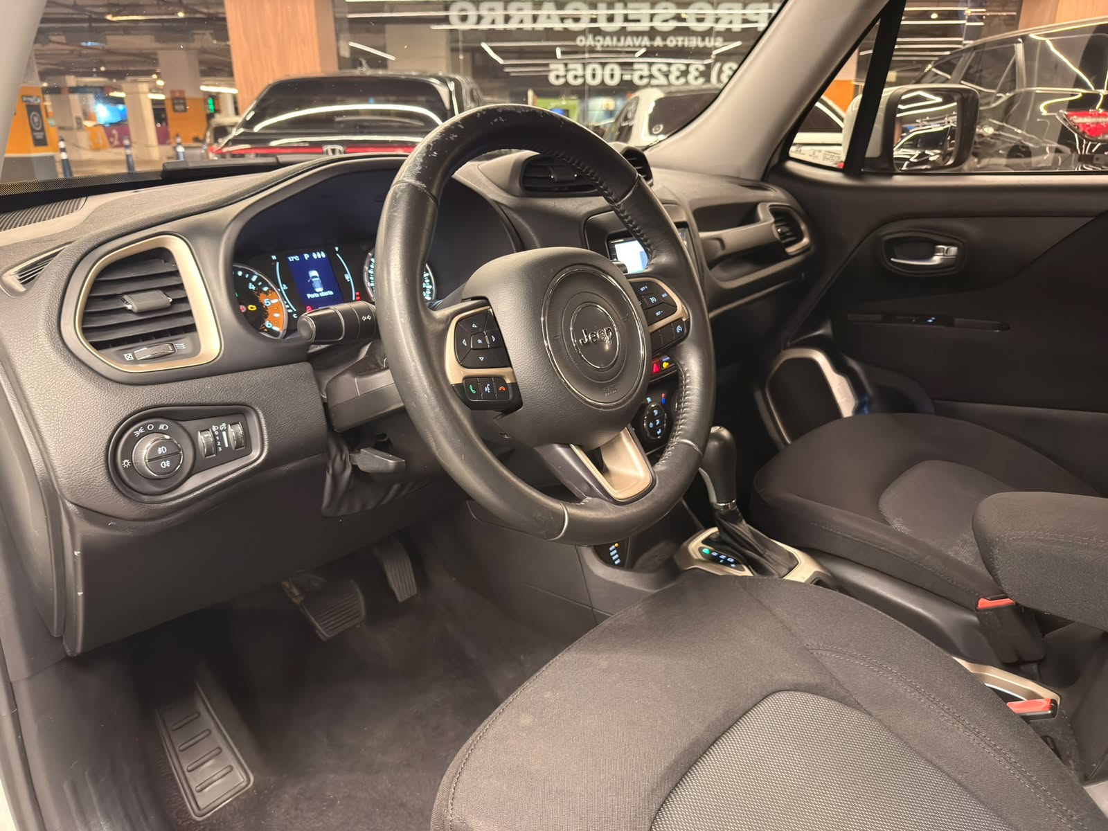 Jeep Renegade Longitude 2.0 TD 4WD (Aut) - foto 11