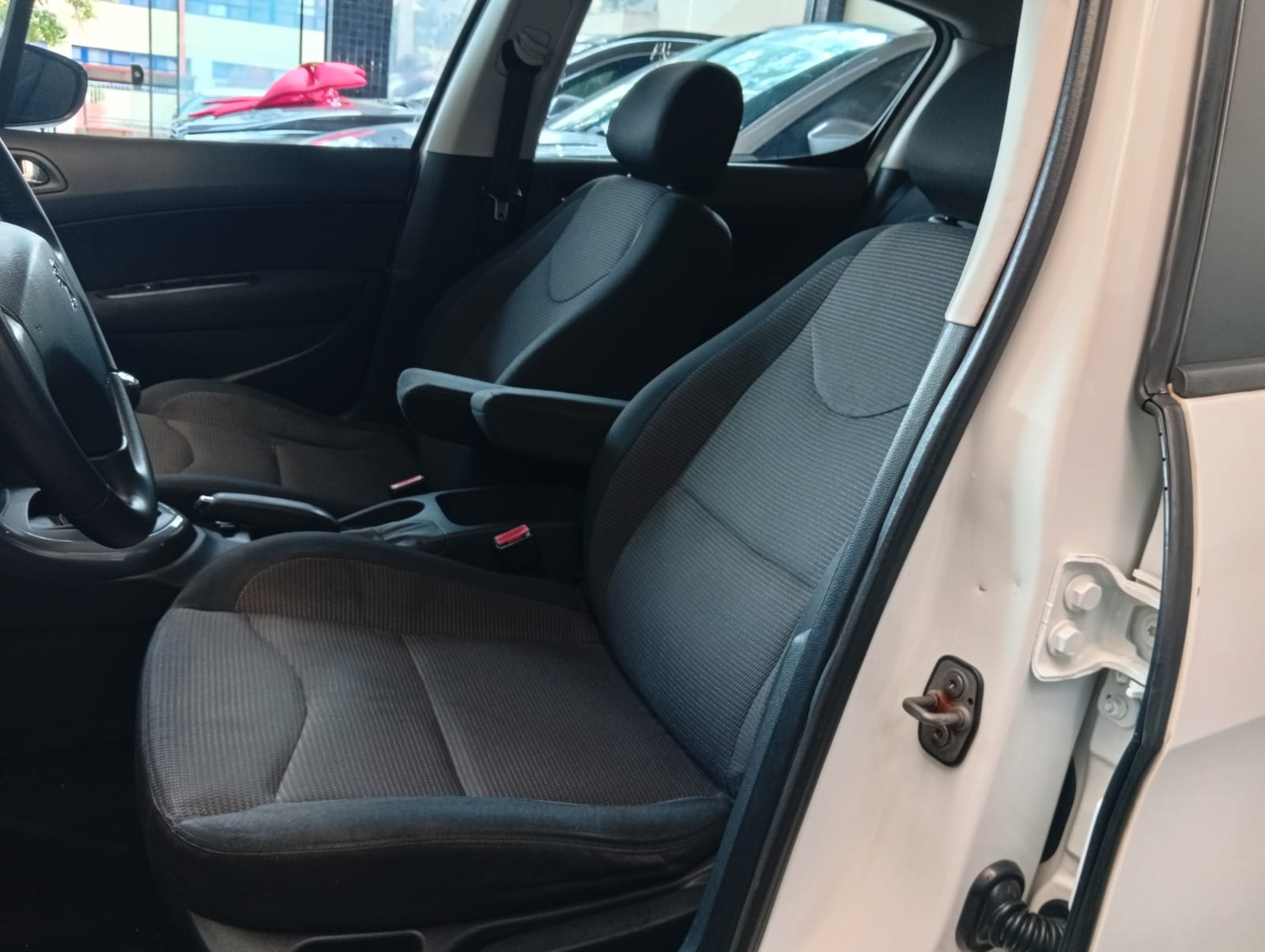 Peugeot 308 Allure 2.0 16v (Flex) - foto 17